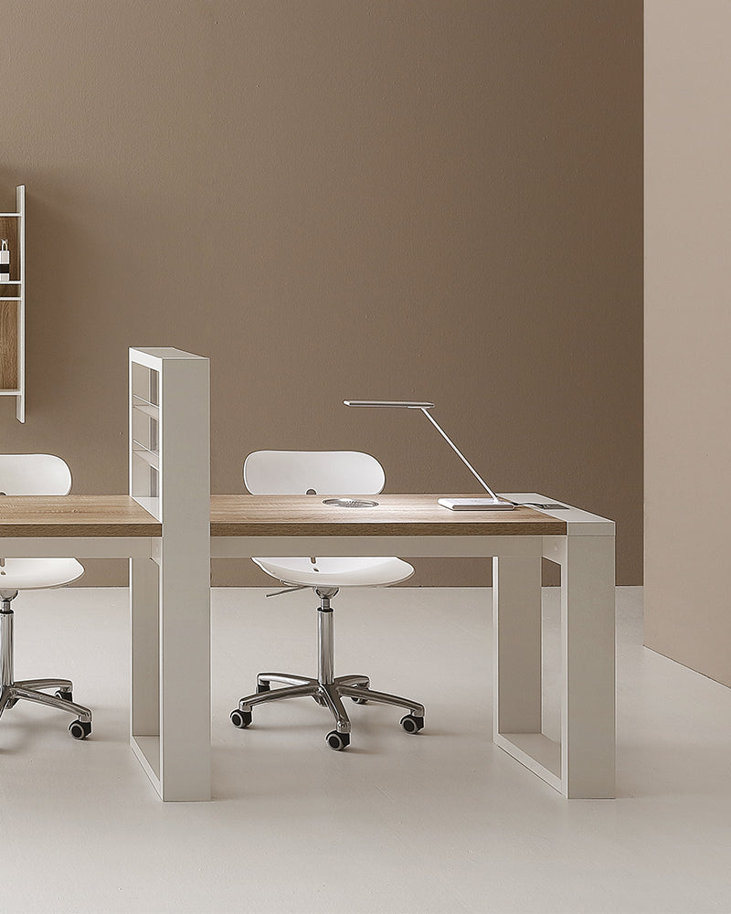 Living manicure table with suction